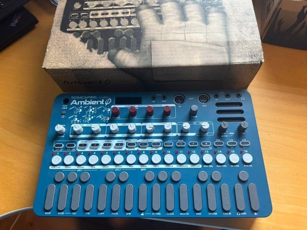 Sonicware Liven Ambient ø + Sonicware Liven Bass & Beats, Overige merken, Zo goed als nieuw, Met midi-aansluiting, Overige aantallen