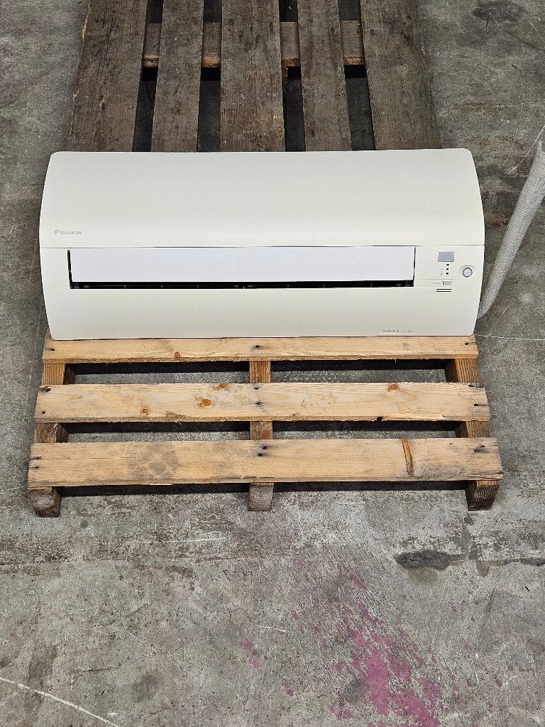 Refurbished 2x wand airco Daikin multi split 5 kW, Koelen en Ontvochtigen, Timer, Refurbished, 3 snelheden of meer