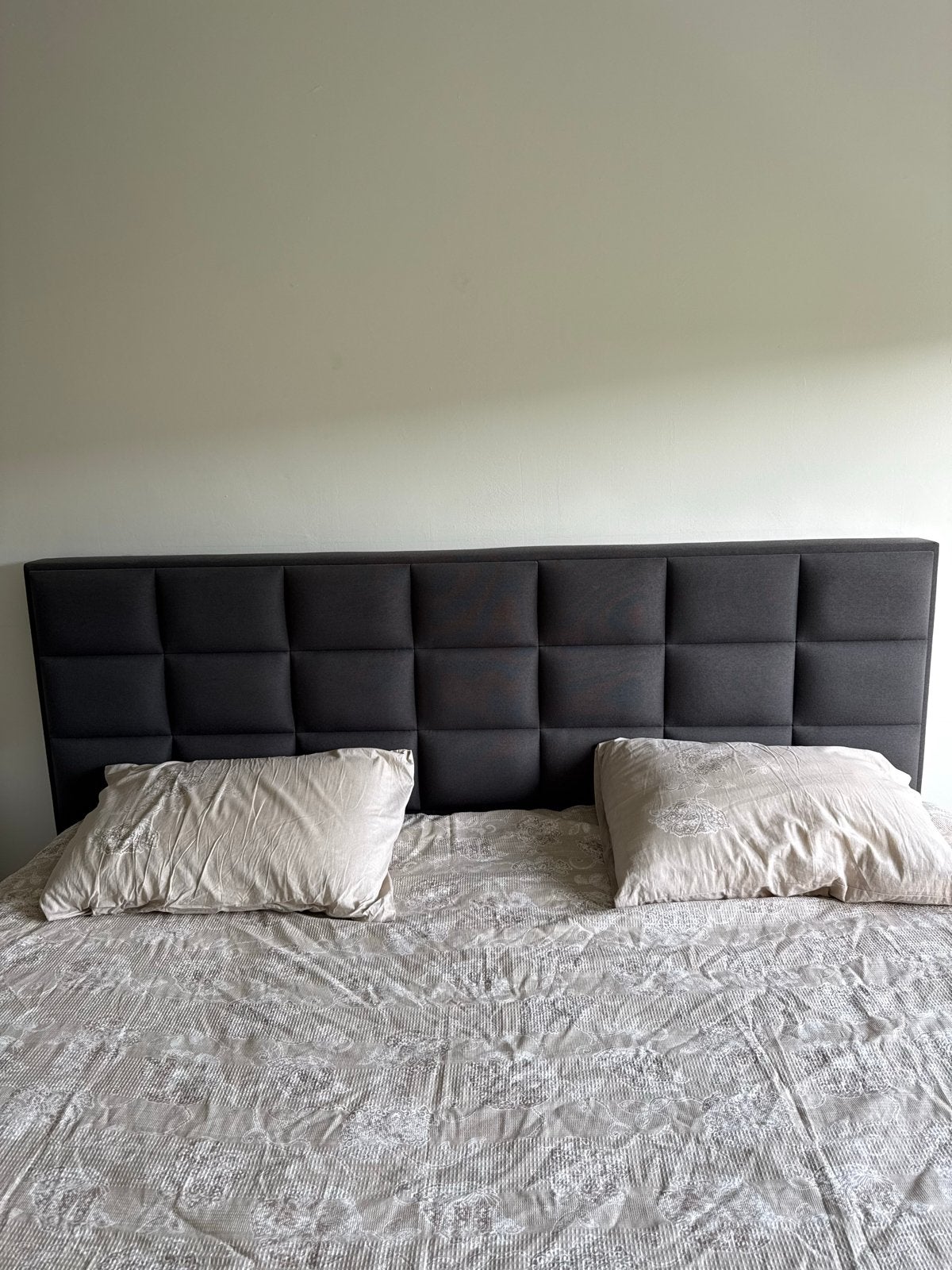 Boxspring 200x200 grijs, Huis en Inrichting, Ophalen, Gebruikt, Tweepersoons, Overige maten