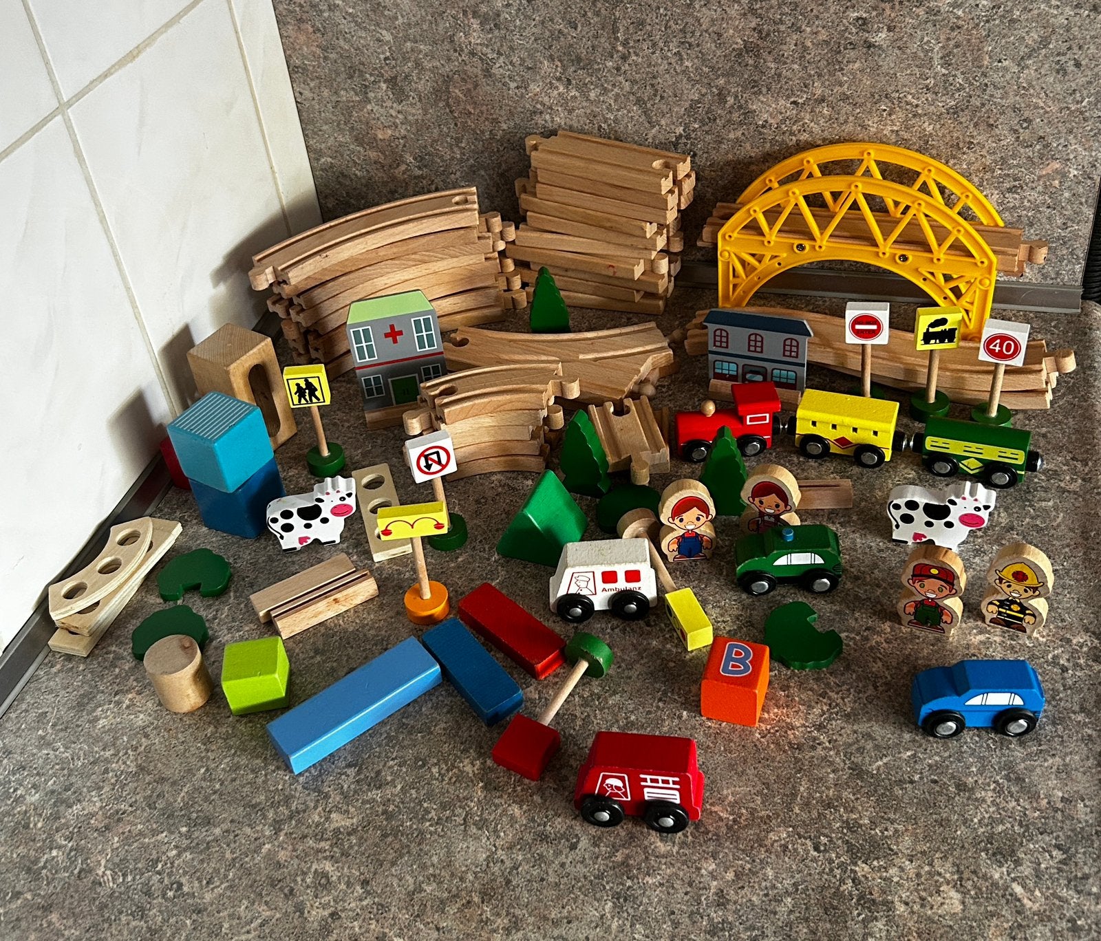 Houten trein set, Ophalen of Verzenden, Zo goed als nieuw, Duw- of Trekspeelgoed