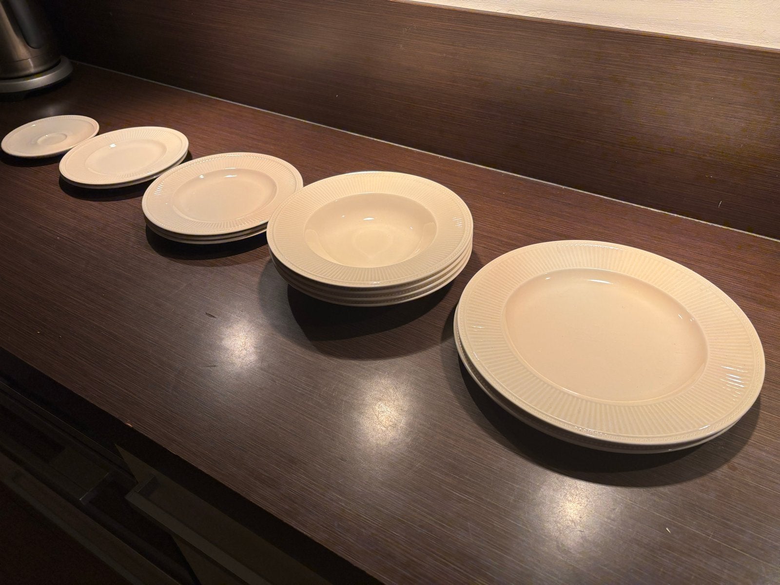 Wedgwood Windsor servies - diverse borden en schotels, Ophalen, Gebruikt, Klassiek, Bord(en)