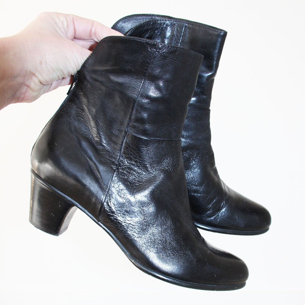 Mooie Zacht Leren Dungelmann Laarsjes - s8 (Maat 39) € 55,-, Kleding | Dames, Zwart, Lage of Enkellaarzen, Ophalen of Verzenden