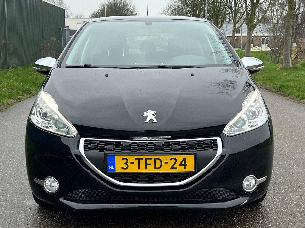 Peugeot 208 1.2 e-VTi Oxygo MOTORLAMPJE BRAND & GEBRUIKSSPOR, Euro 5, Stof, 1199 cc, 82 pk