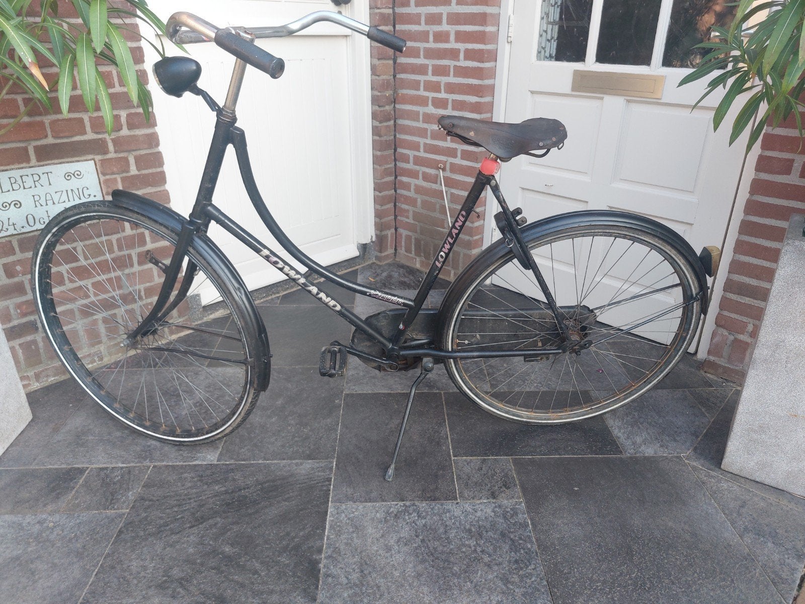 Dames fiets oma meisjesfiets damesfiets 28 inch fr 56 cm, Fietsen en Brommers, 53 tot 56 cm, Ophalen, Gebruikt