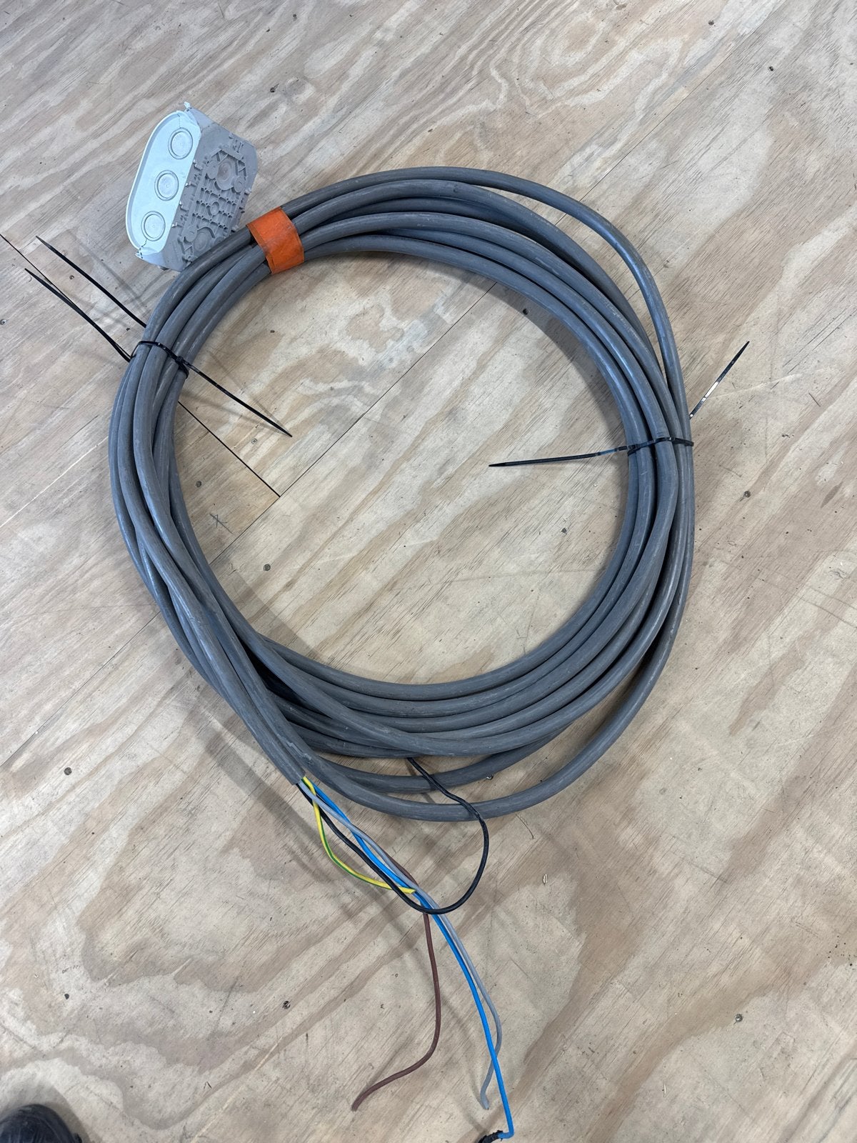 Ymvk krachtstroom kabel 5G 10mm2 - 16,5 meter, Doe-het-zelf en Verbouw, Elektra en Kabels, Ophalen, Gebruikt, Kabel of Snoer