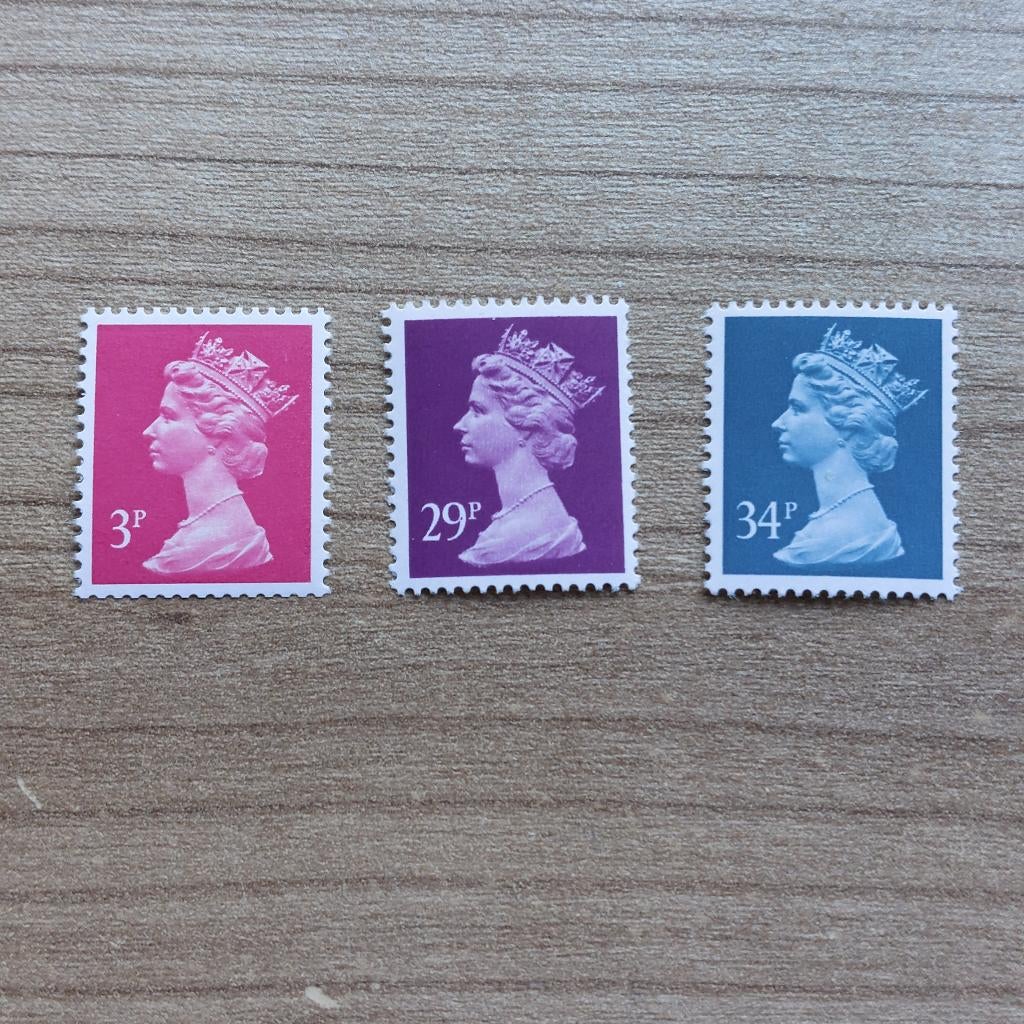 Engeland  1984 en 1989  Drie frankeer  postfris, Ophalen of Verzenden, Postfris