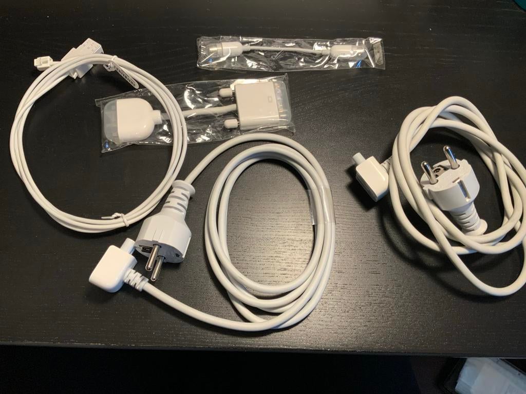 Diverse Apple stekkers en adapters, Ophalen of Verzenden, Gebruikt