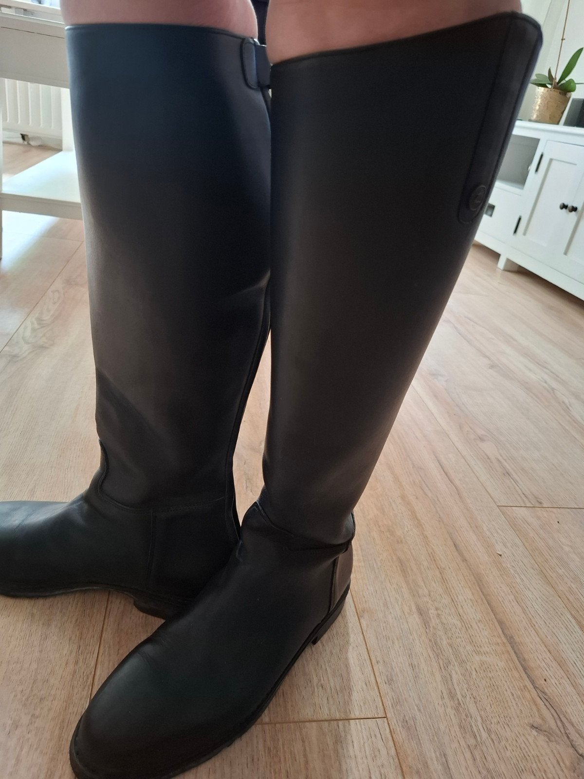 Foto 2 van Horze Leren Zip-Up Rits achterk. rijlaarzen MT 42, kuit 43cm