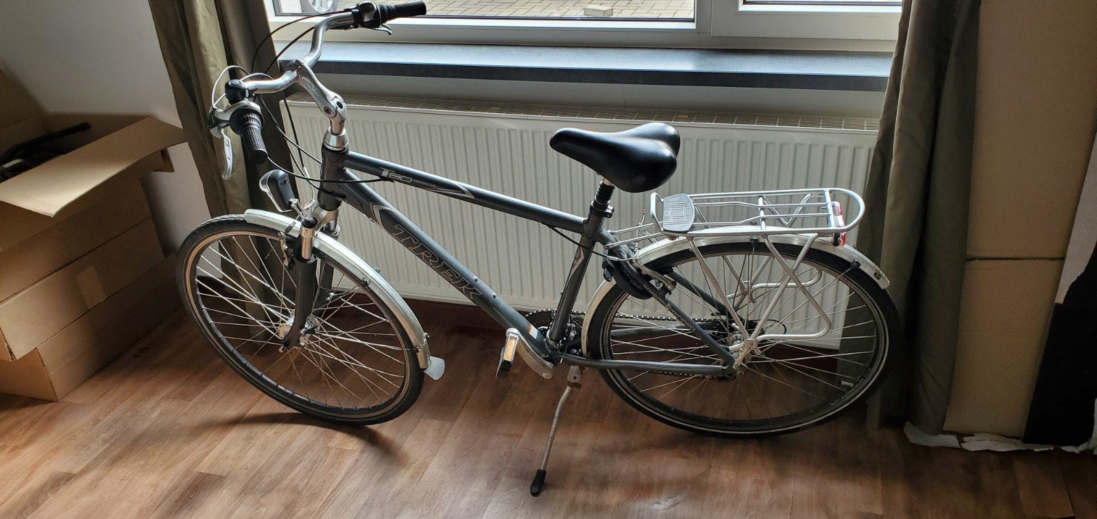 Trek T80 herenfiets maat 50 gebruikte staat

Led voor en ach, Fietsen en Brommers, Ophalen of Verzenden