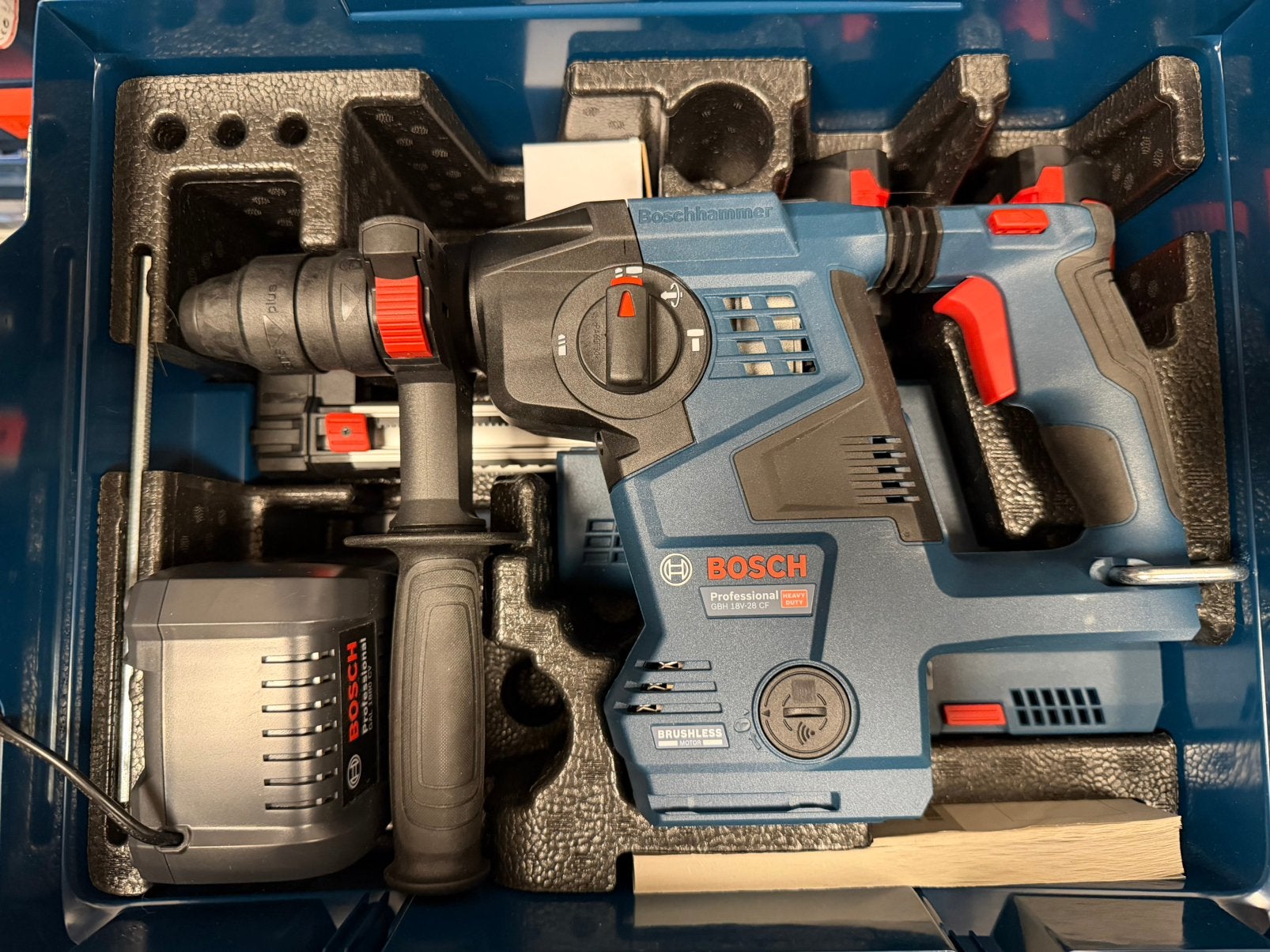 Bosch GBH 18V-28 CF Accu Boorhamer & stofafzuiging in L-Boxx, Ophalen of Verzenden, Nieuw, Boor- en/of Breekhamer