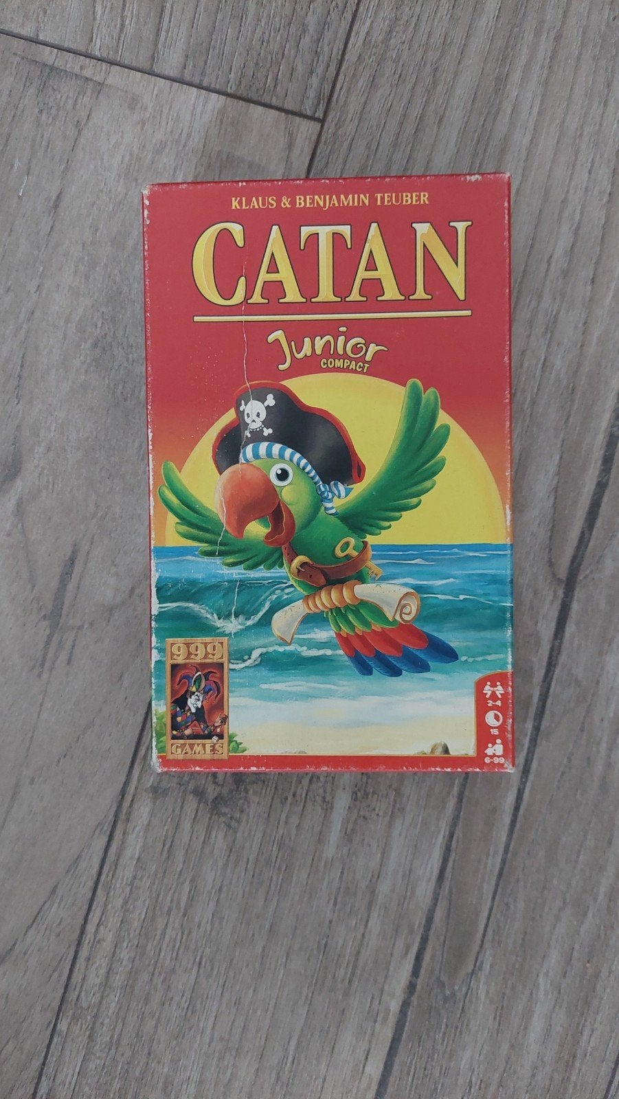 Catan Junior Compact - Bordspel voor Kinderen, Hobby en Vrije tijd, Gezelschapsspellen | Bordspellen, Gebruikt, Ophalen of Verzenden