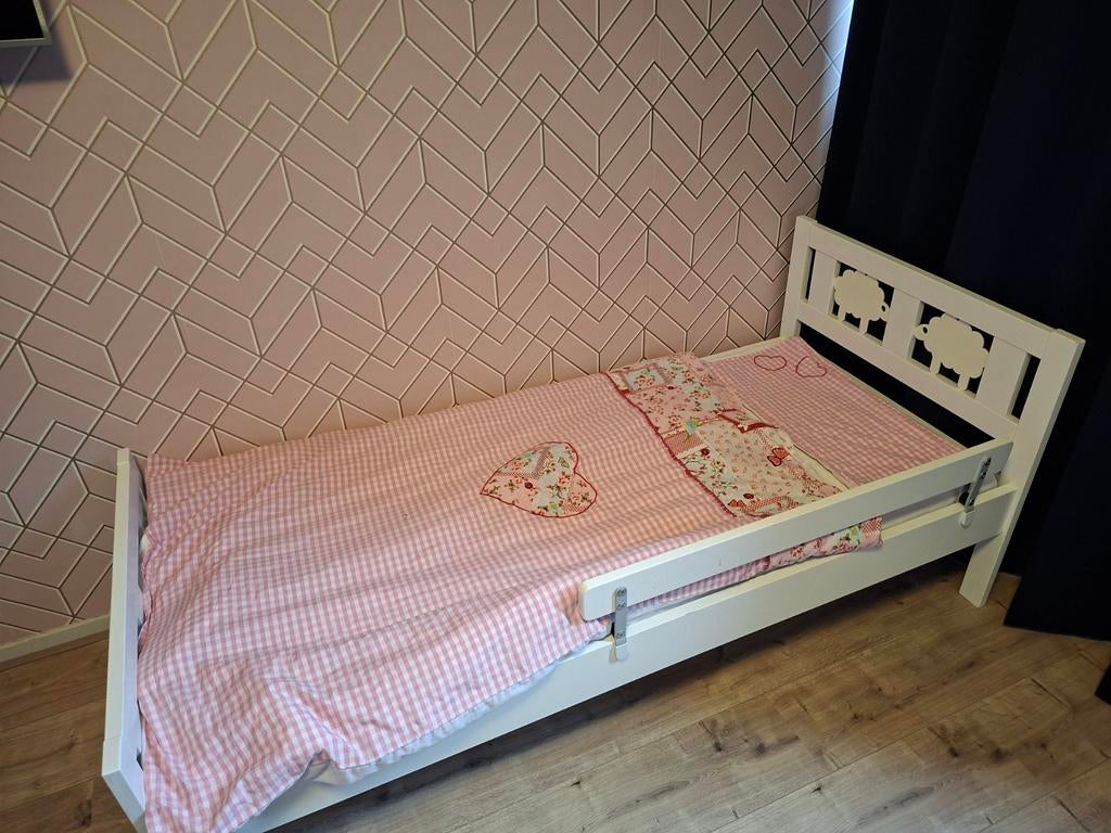 Ikea Kritter peuterbed met matras en beddengoed, Ophalen, 140 tot 160 cm, 70 tot 85 cm, Matras