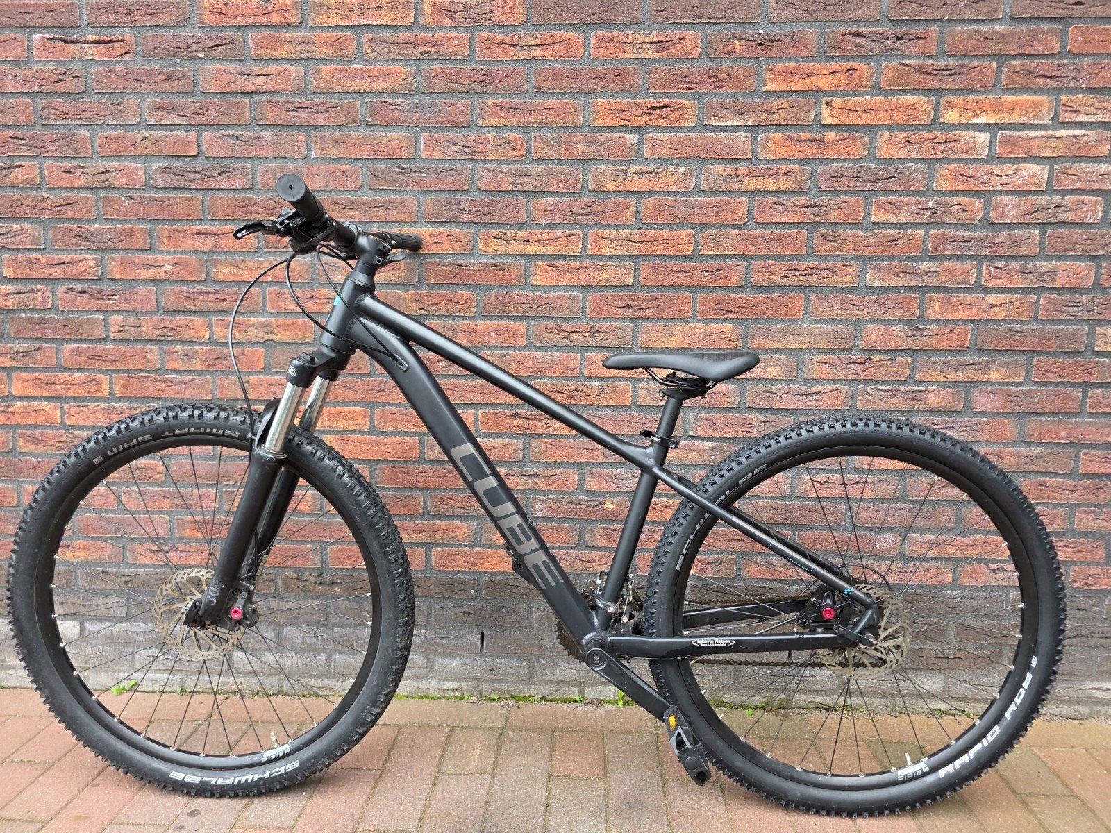 Cube Aim Race 27.5inch vrijwel nieuwstaat!, Fietsen en Brommers, Zo goed als nieuw, Cube, Ophalen, 26 inch of meer