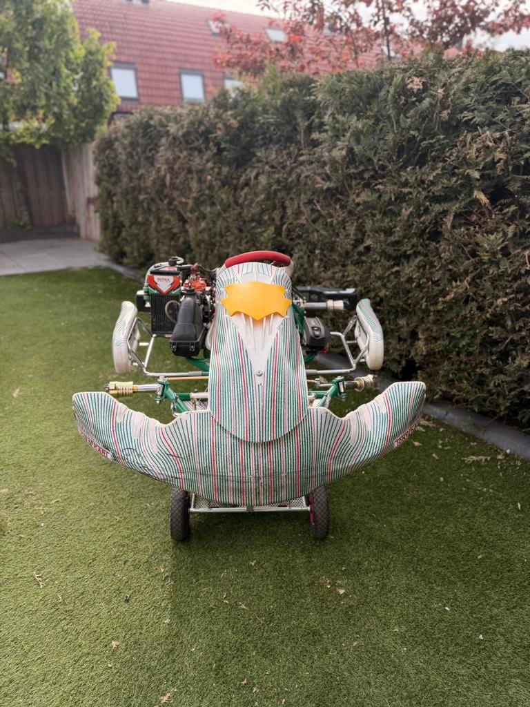 Tony Kart 401T met Rotax Max Senior, Ophalen, Zo goed als nieuw, Kart