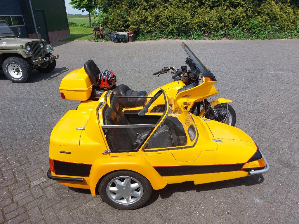 EZS zijspan combinatie wegenbalastingvrij., Hobby en Vrije tijd, Ophalen, Zo goed als nieuw
