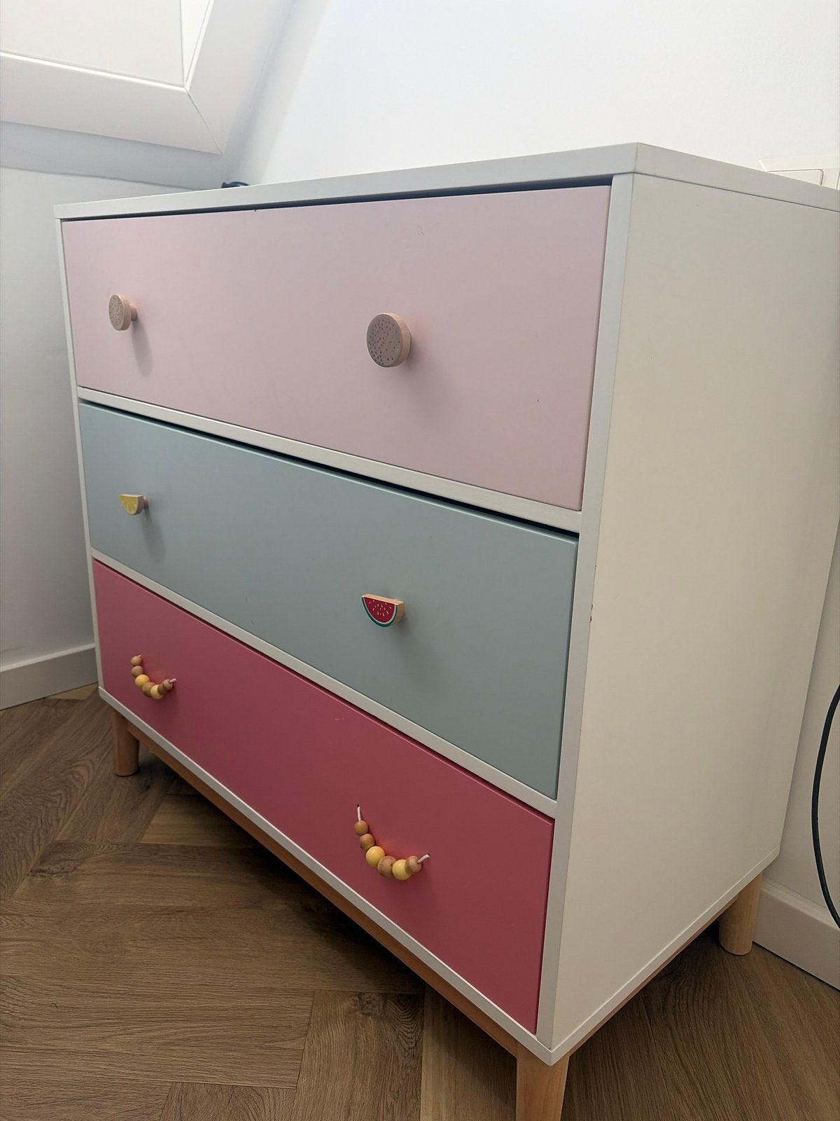 Mooie kast met kleine gebruikssporen voor de kinderkamer, Minder dan 90 cm, Gebruikt, Kast, Ophalen of Verzenden