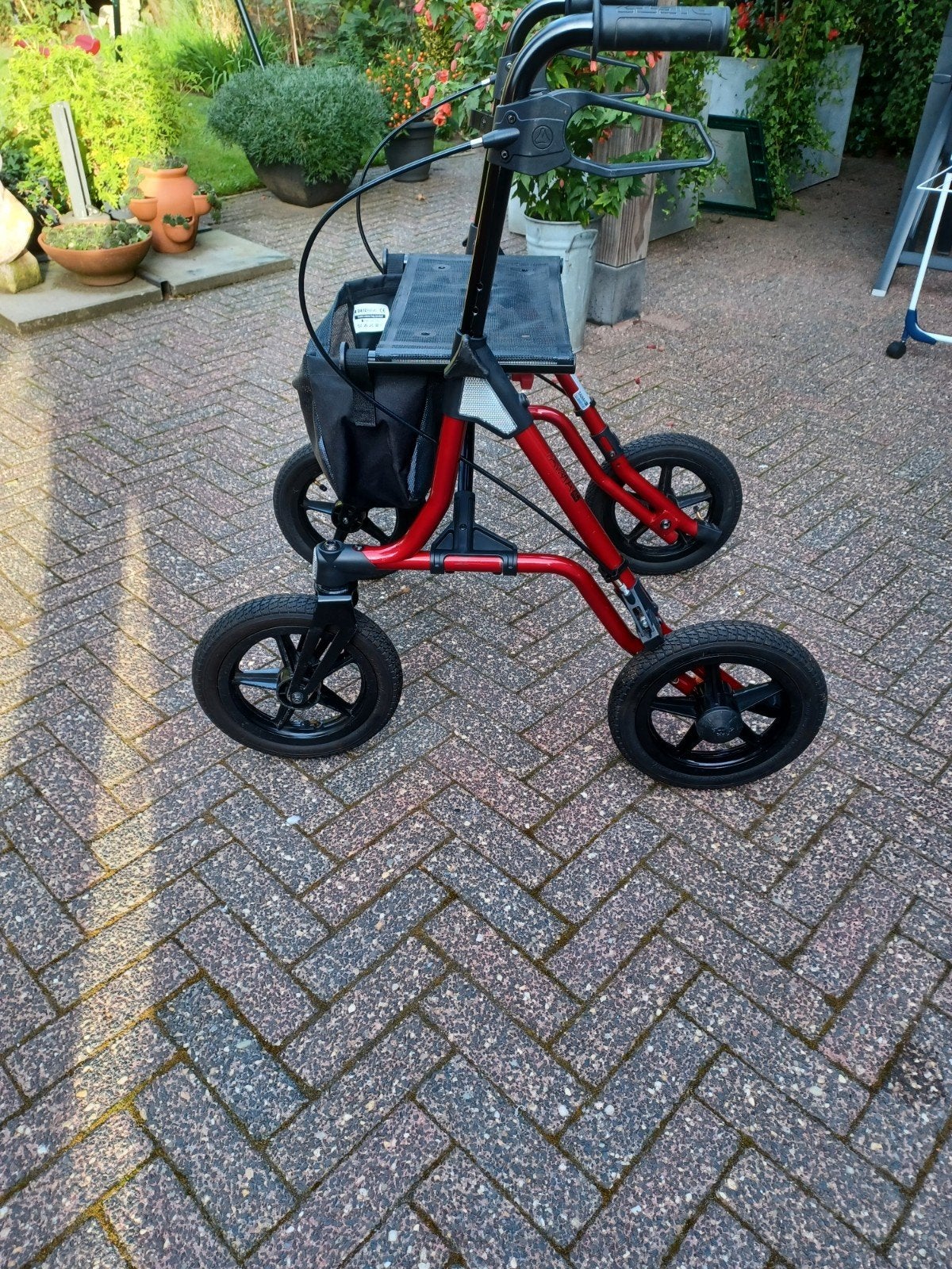 Dietz Taima xc off road rollator, Ophalen, Opvouwbaar, Zo goed als nieuw