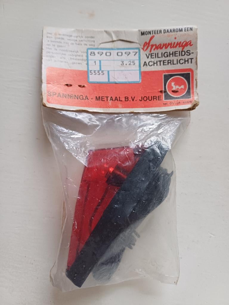 Spanninga achter licht nieuwe NOS in de verpakking, Ophalen of Verzenden, Nieuw, Dynamo, Achterlicht