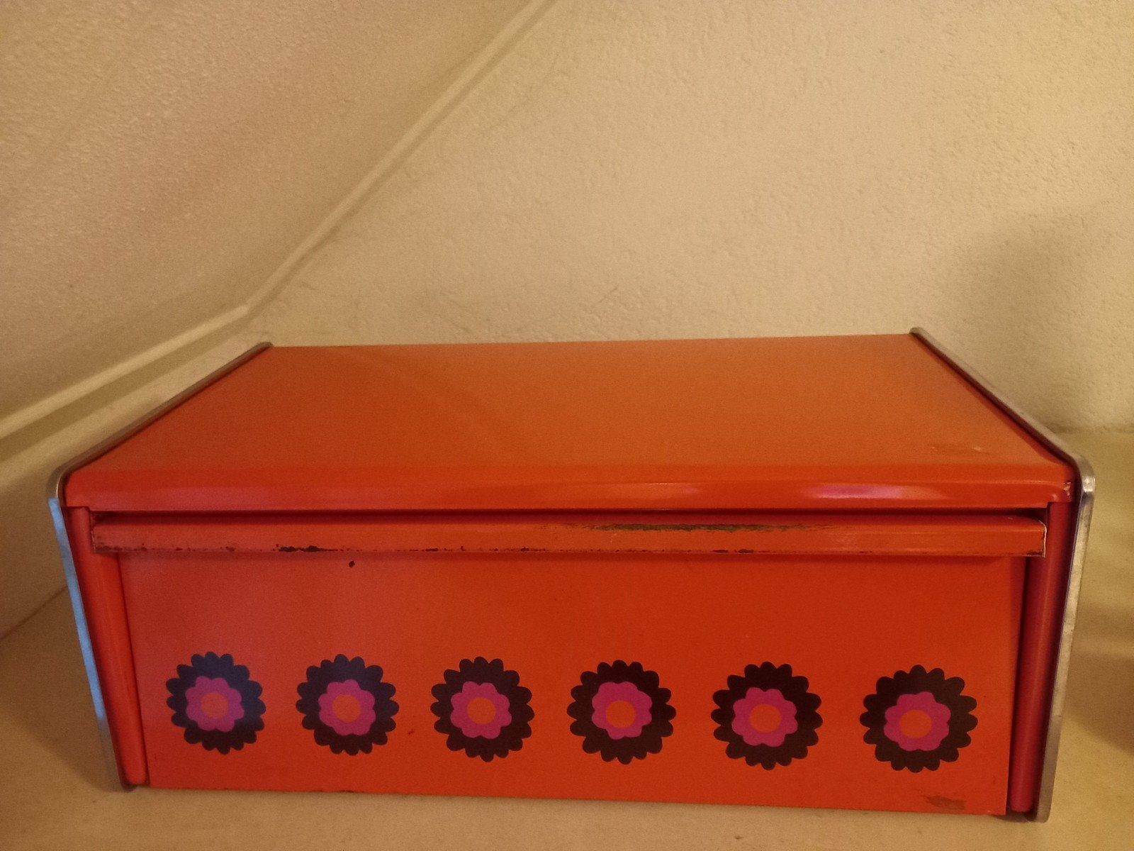 Broodtrommel : vintage Brabantia

> mooie staat, Ophalen of Verzenden, Zo goed als nieuw