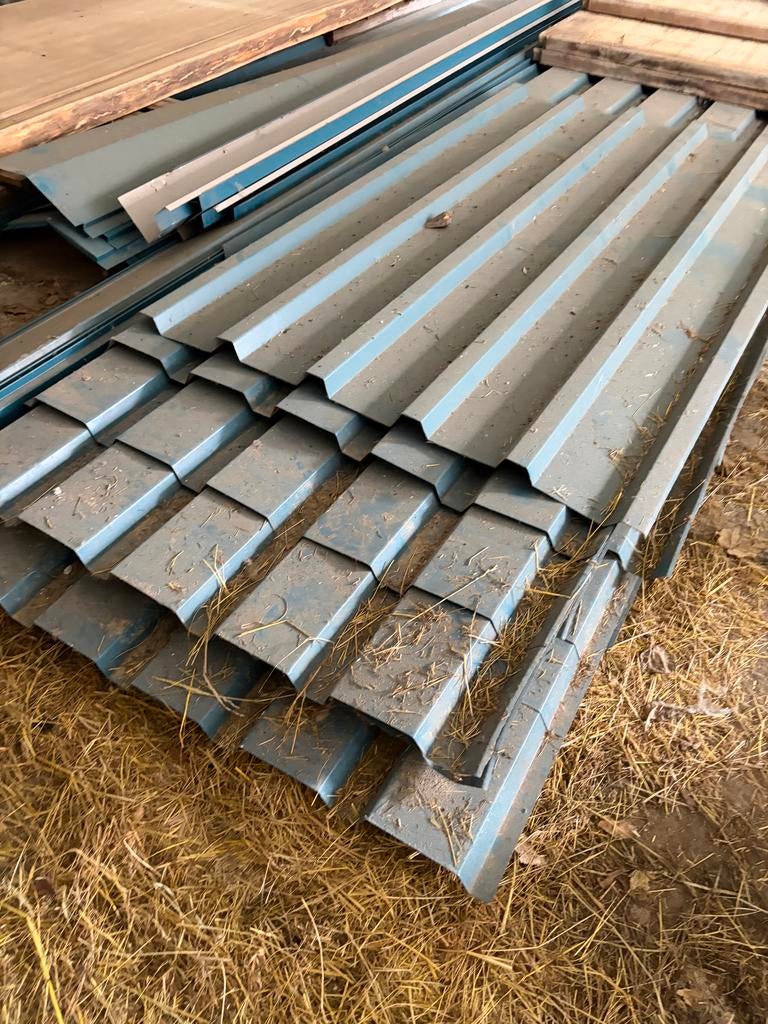 Blauwe metalen dakplaten (damwand platen) - Gebruikt, Doe-het-zelf en Verbouw, Metalen, Ophalen, Zo goed als nieuw