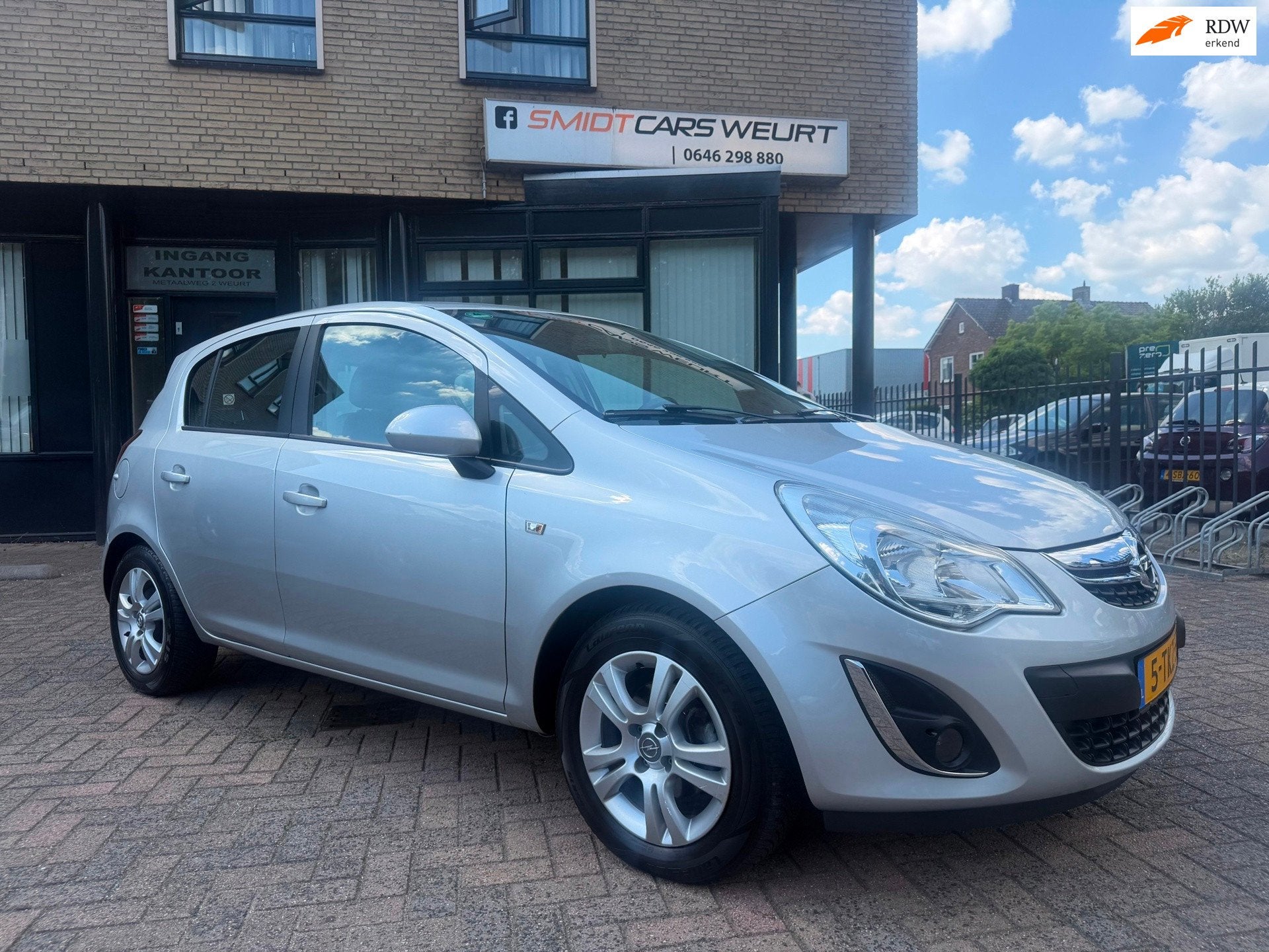 Opel Corsa 1.2-16V Anniversary Edition, Voorwielaandrijving, Gebruikt, Zwart, 4 cilinders