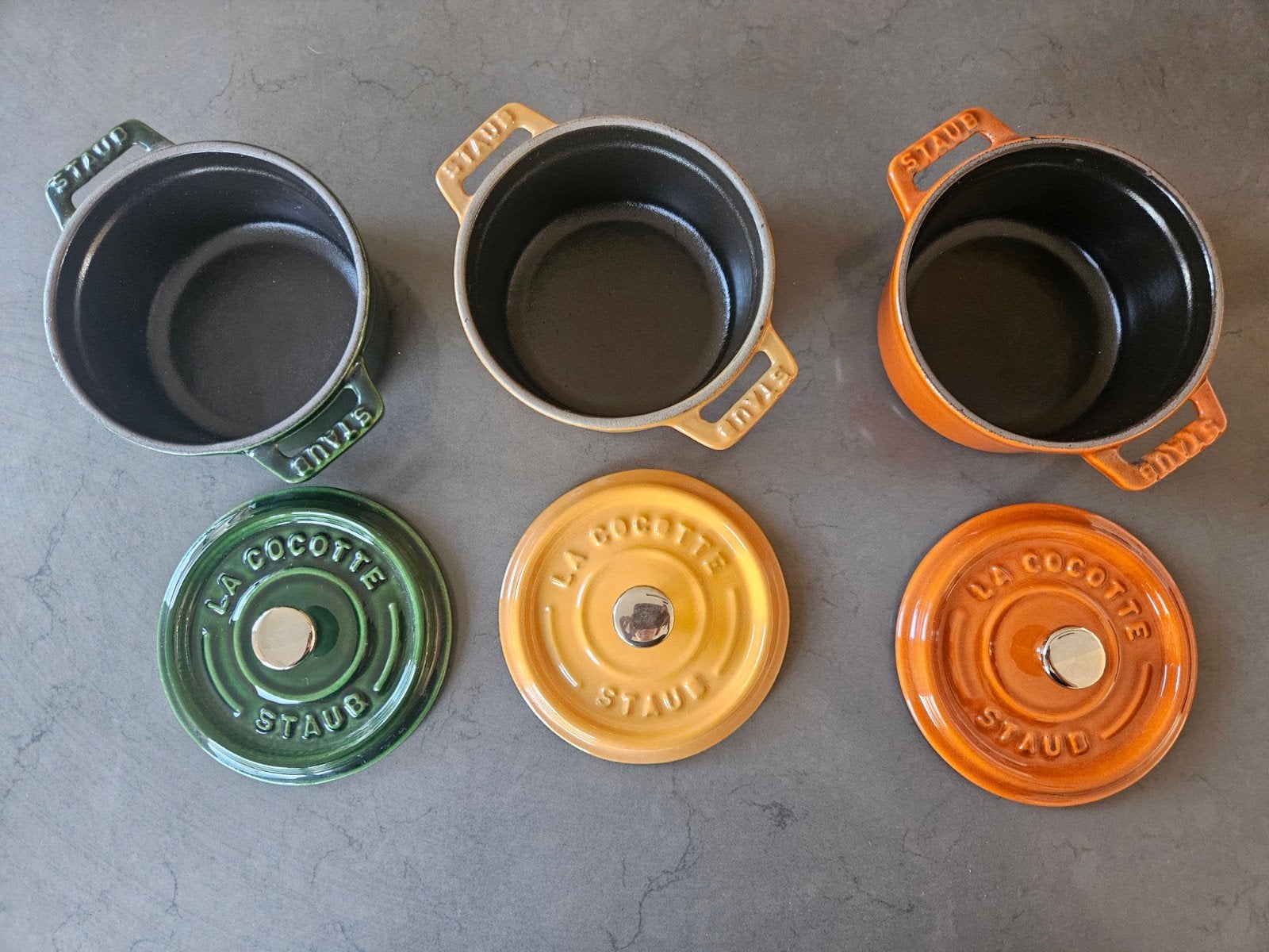 STAUB La Cocotte mini braadpannen set met presenteerplank, Nieuw, Ophalen of Verzenden, Met deksel, Overige merken