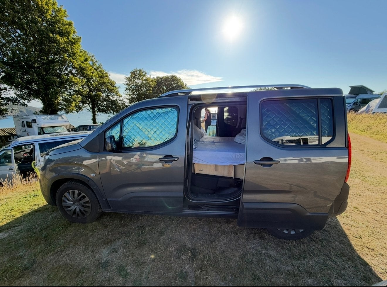 Minicamper raamverduistering, Ophalen, Nieuw