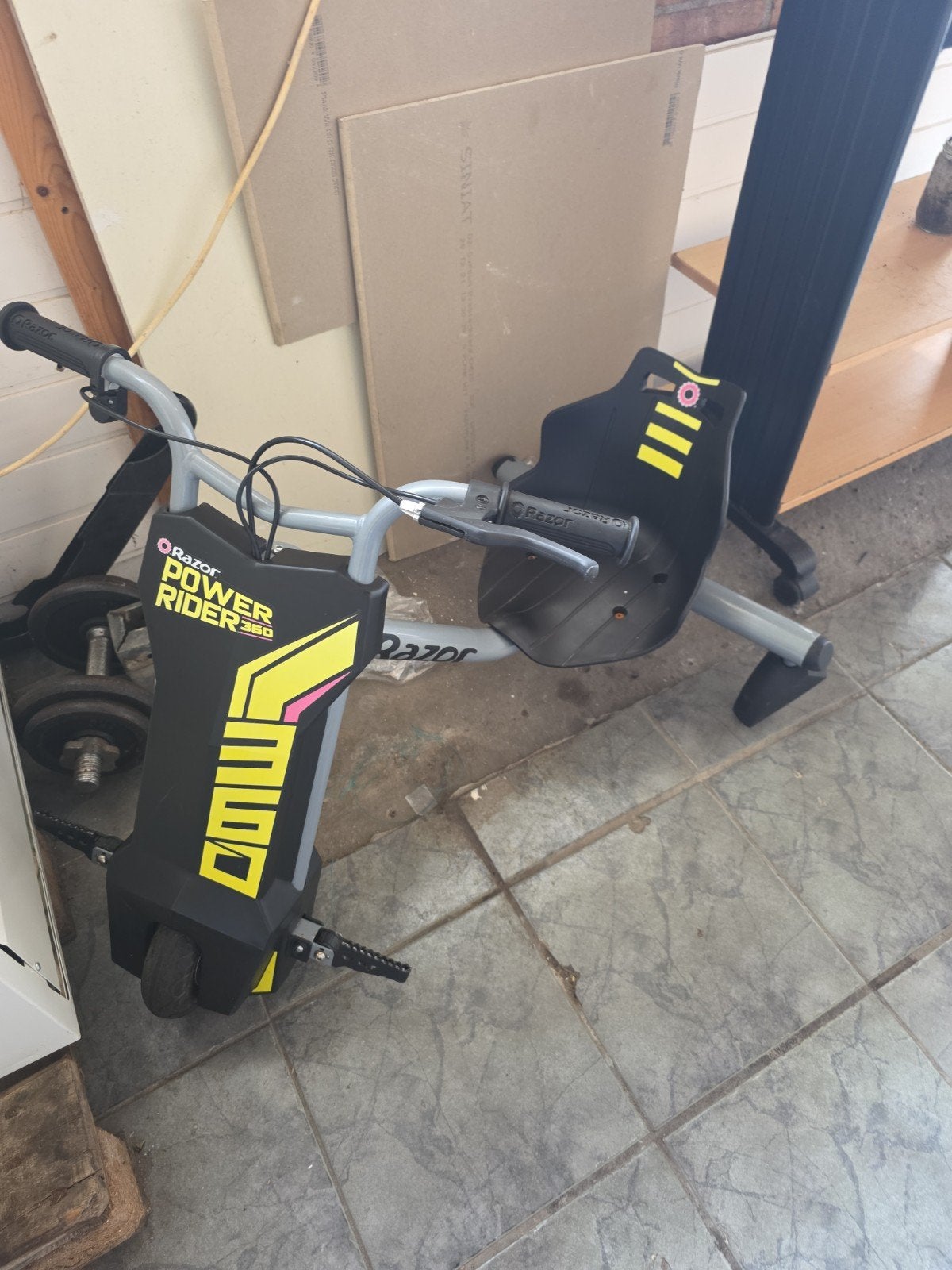 Razor Power Rider 360 Elektrische Drift Trike, Ophalen of Verzenden, Gebruikt, Velgrem, Razor