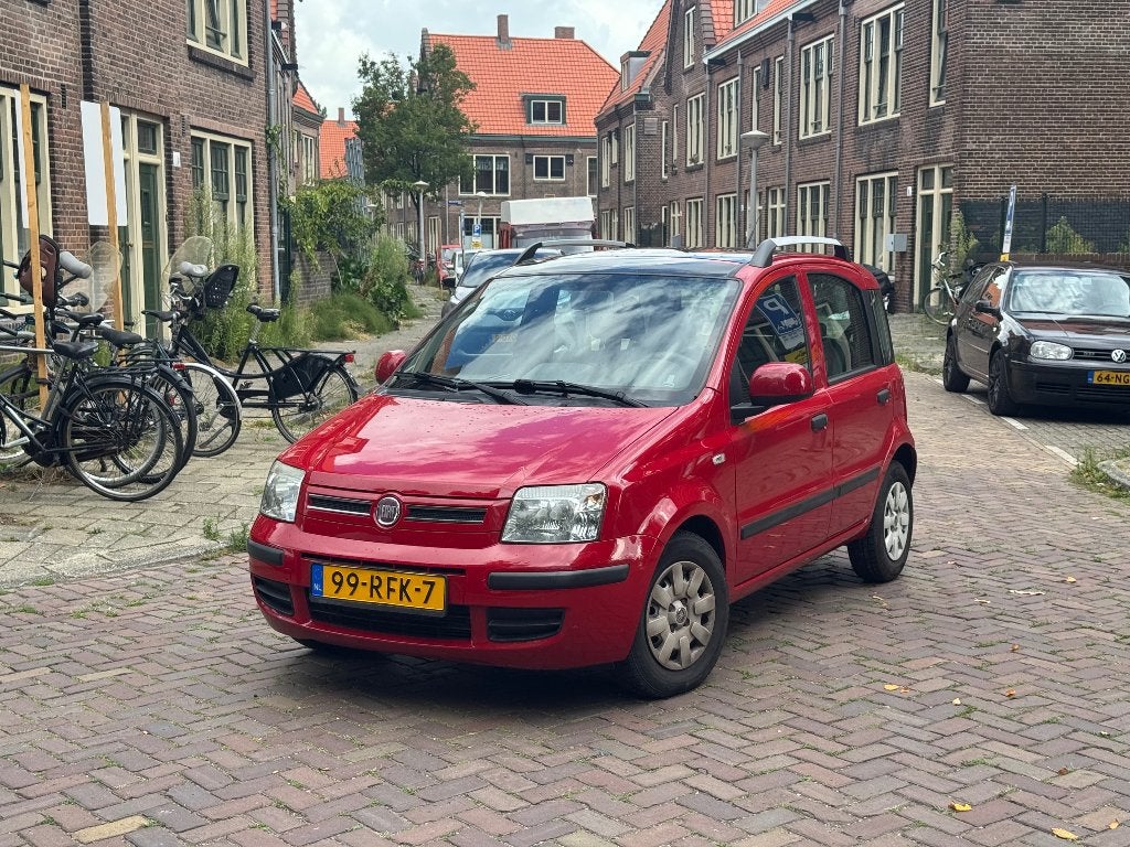 Fiat Panda 1.2 2011 Rood - Nieuwe APK - dealer onderhouden, Auto's, Euro 5, Stof, Origineel Nederlands, Handgeschakeld