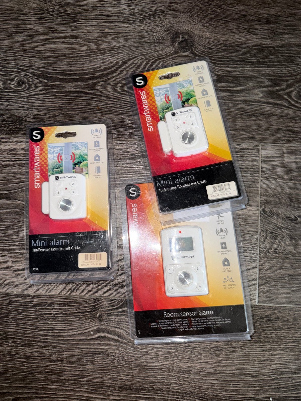 Nieuwe Smartwares Deur-/Raamalarmen en Kamer Sensor Alarm, Doe-het-zelf en Verbouw, Detector, Sensor of Melder, Raam of Deur, Nieuw