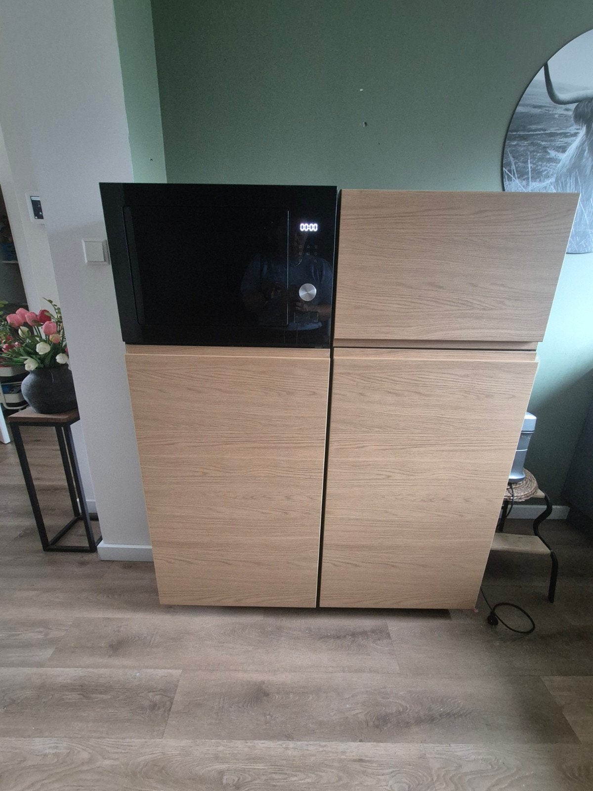 Ikea keukenkast met inbouwmagnetron (2 jaar oud), Ophalen, Zo goed als nieuw, 50 tot 75 cm, Minder dan 100 cm