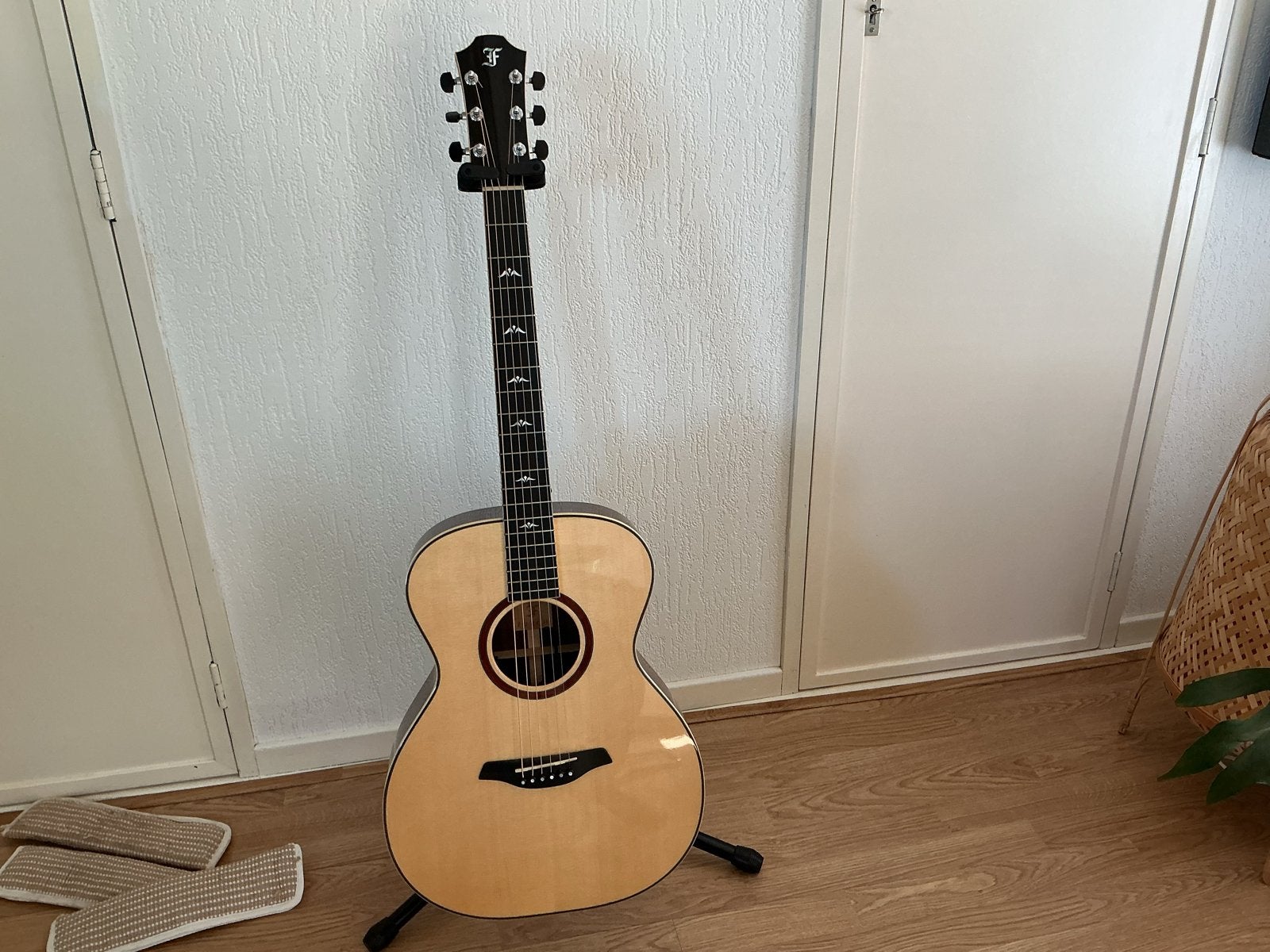 Furch Orange OM-LG LIMITED EDITION Madagaskar Palissander, Muziek en Instrumenten, Snaarinstrumenten | Gitaren | Akoestisch, Ophalen