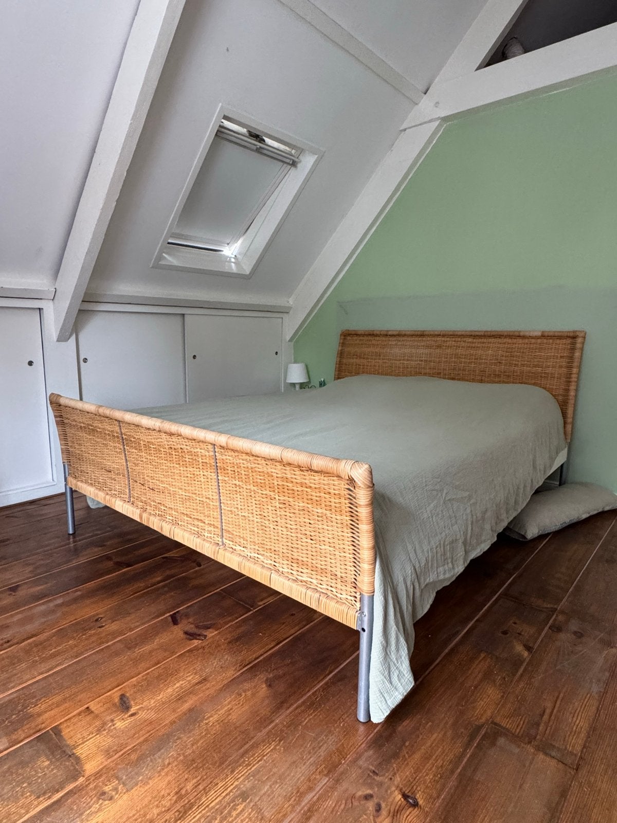 Bed 160x200 met rotan hoofdbord, in- of exclusief matras, Huis en Inrichting, Slaapkamer | Bedden, Ophalen, Overige materialen