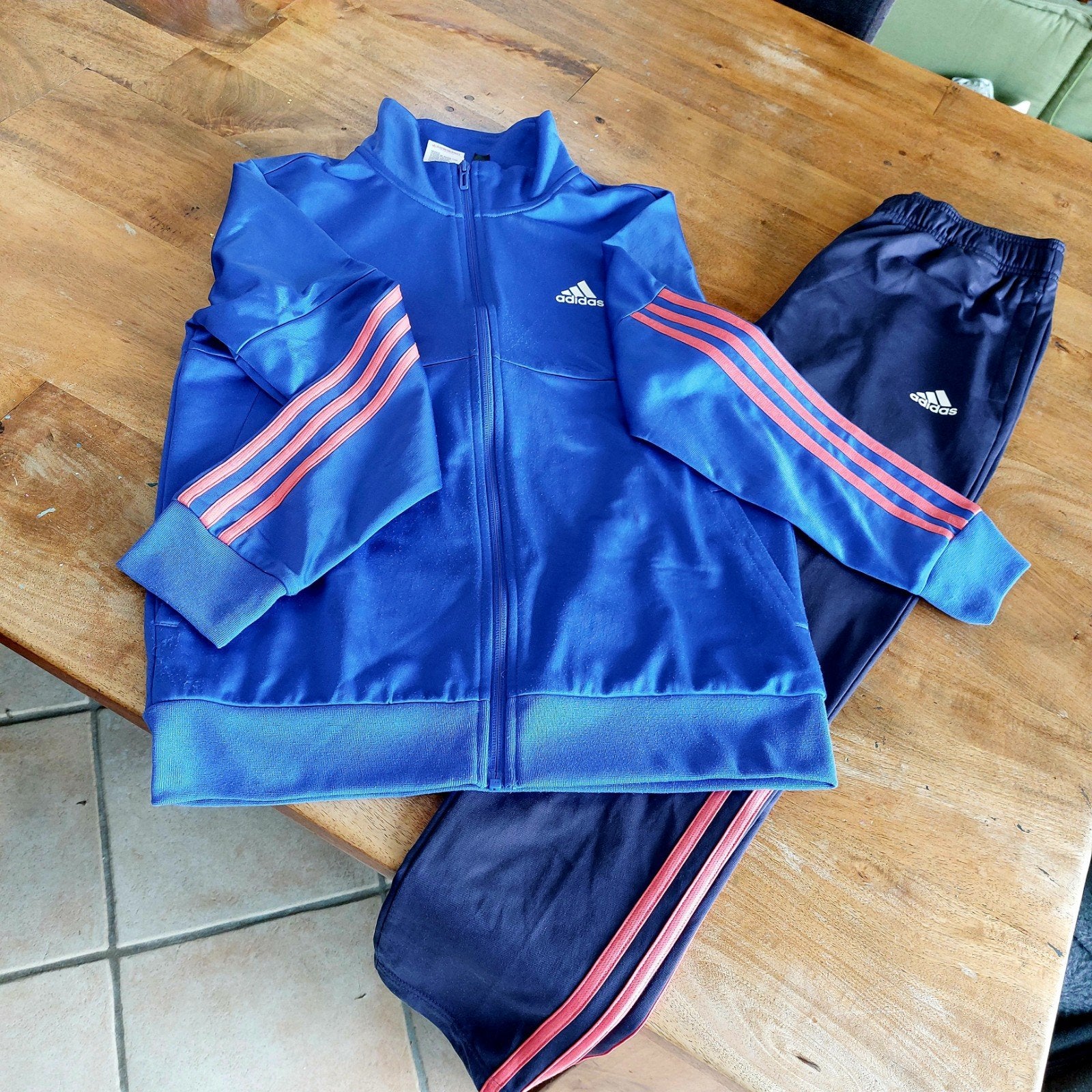 Adidas trainingspak Maat 164 izgs, Ophalen of Verzenden, Adidas, Jongen of Meisje, Sport- of Zwemkleding