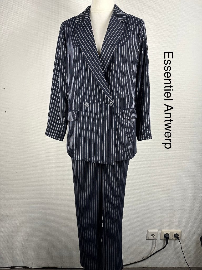 Essentiel Antwerp Broekpak  (mt: 40) 33,6/143, Maat 38/40 (M), Blauw, Ophalen of Verzenden, Zo goed als nieuw