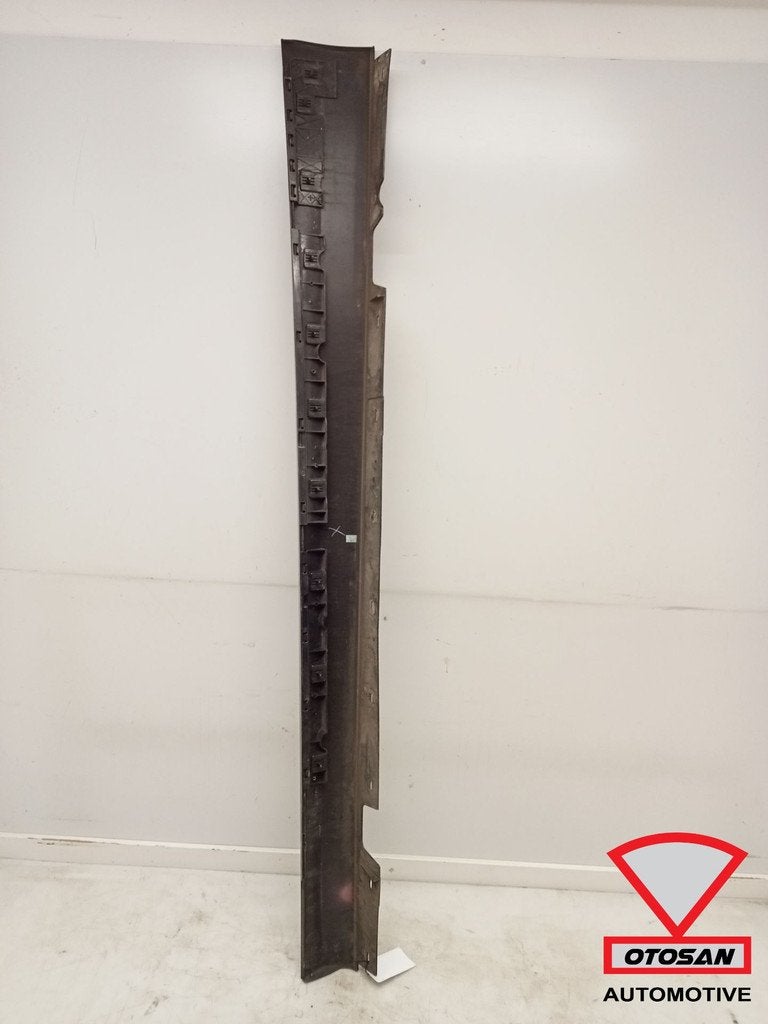 BMW 3 Serie E90 LCI Side Skirt Rechts Origineel! 51777202652, Petuelring 130
80788  Munich, DE, Gebruikt, Info@bmw.de, Rechts
