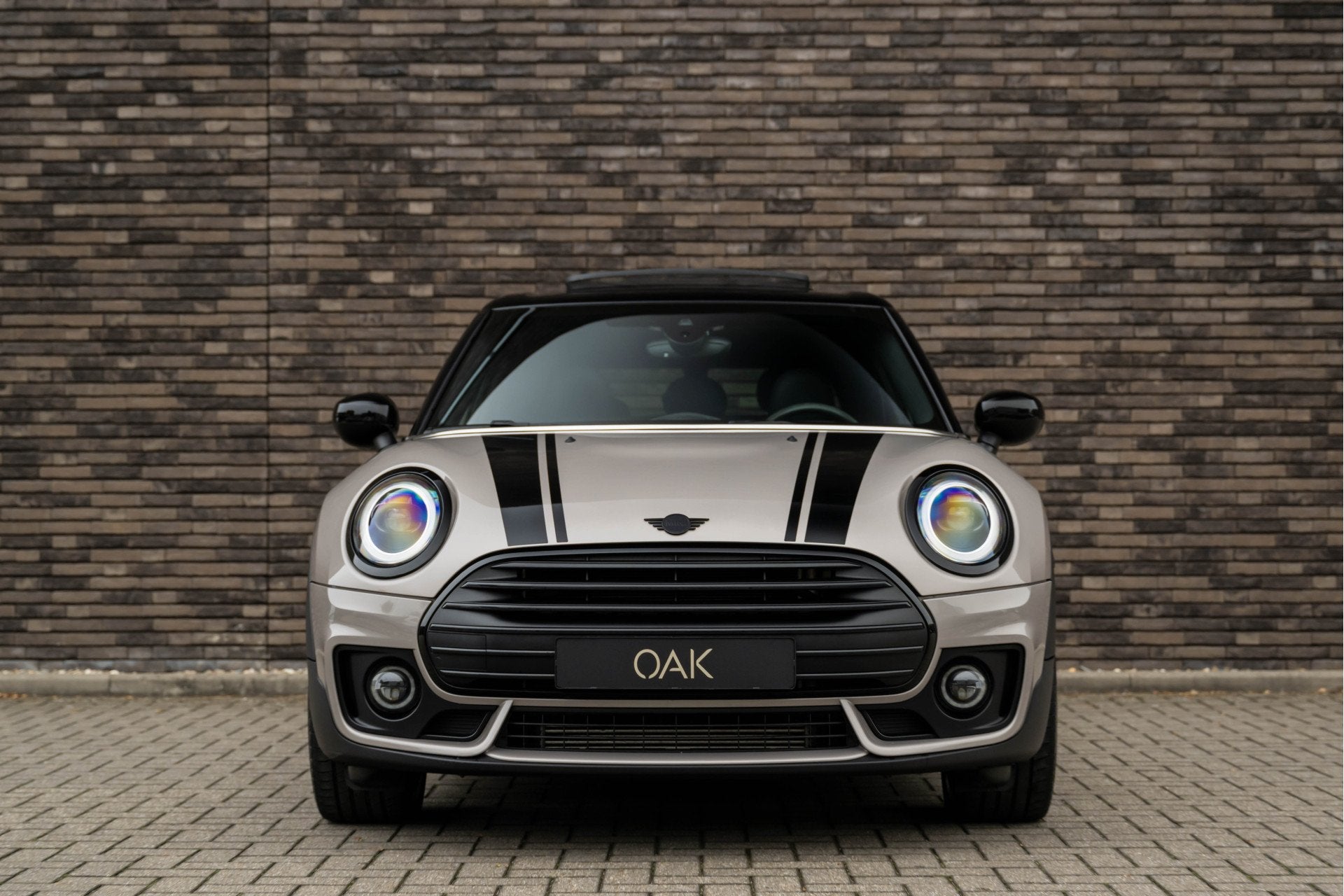 MINI Clubman 1.5 Cooper Aut. | JCW-Trim | Navi | Panorama |, Auto's, 136 pk, Gebruikt, Verwarmde buitenspiegels, Leder
