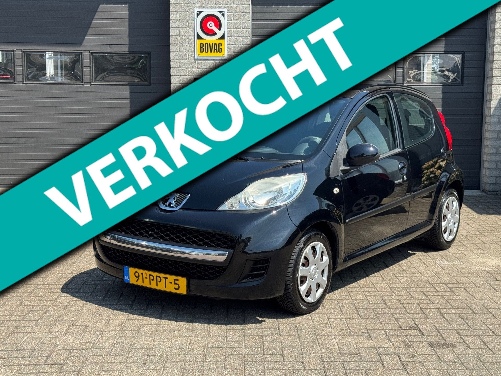 Peugeot 107 1.0-12V Urban Move, Voorwielaandrijving, Stof, Gebruikt, 4 stoelen