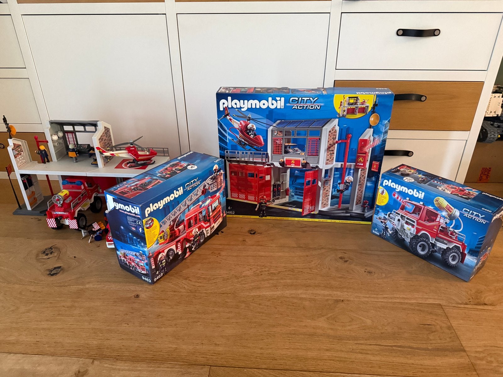 Playmobil City Action Brandweerkazerne en voertuigen, Kinderen en Baby's, Speelgoed | Playmobil, Ophalen, Gebouw, Complete set