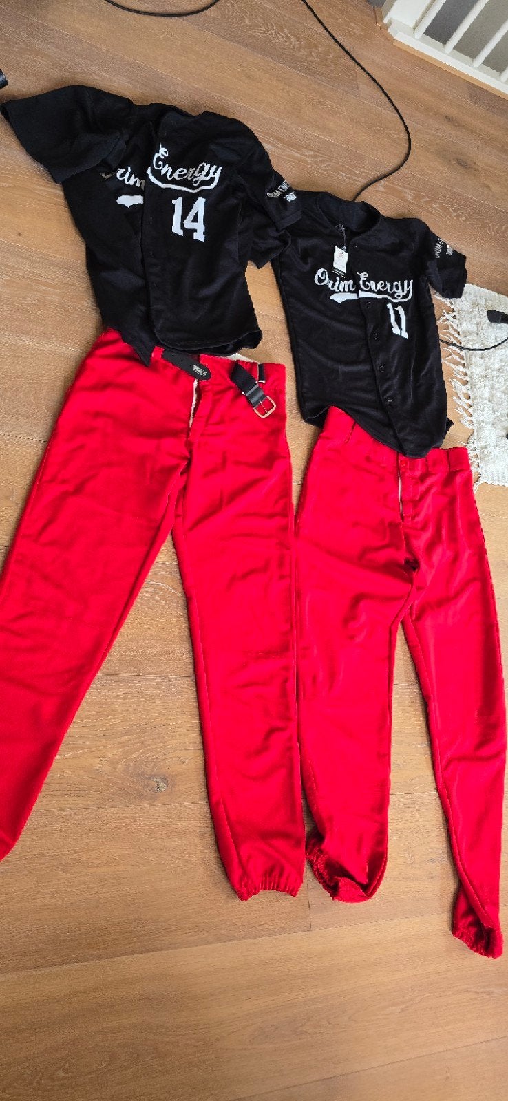 Honkbal uniform set: 2 shirts en 2 broeken, Ophalen, Nieuw, Overige typen
