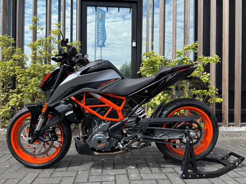 KTM 390 DUKE -2025- NIEUW - sportuitlaat - A2 - 35KW, Motoren, Motoren | KTM, KTM, Bedrijf, Onbekend, 373 cc