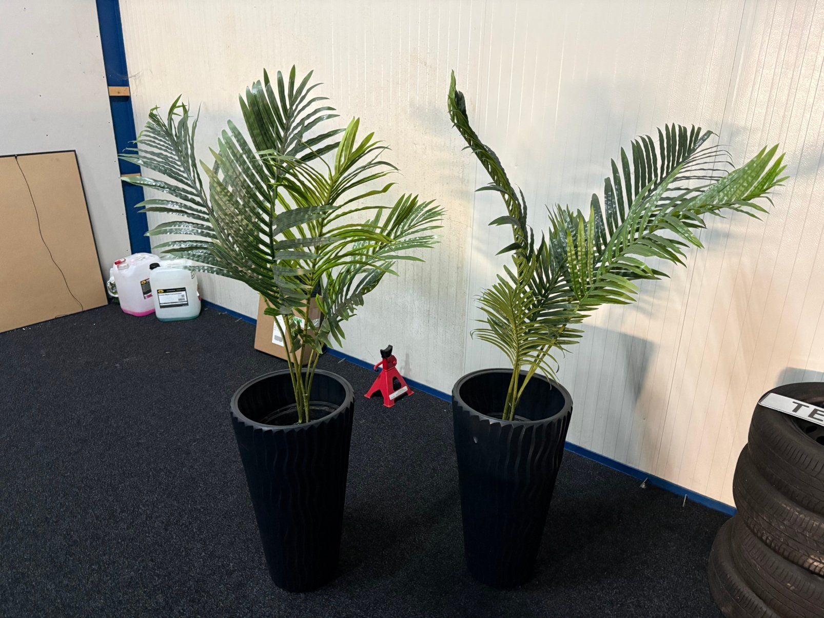 4 kunst panten ( 2 palm , 2 bamboe) incl potten, Ophalen, Bloeit niet, Overige soorten, Volle zon