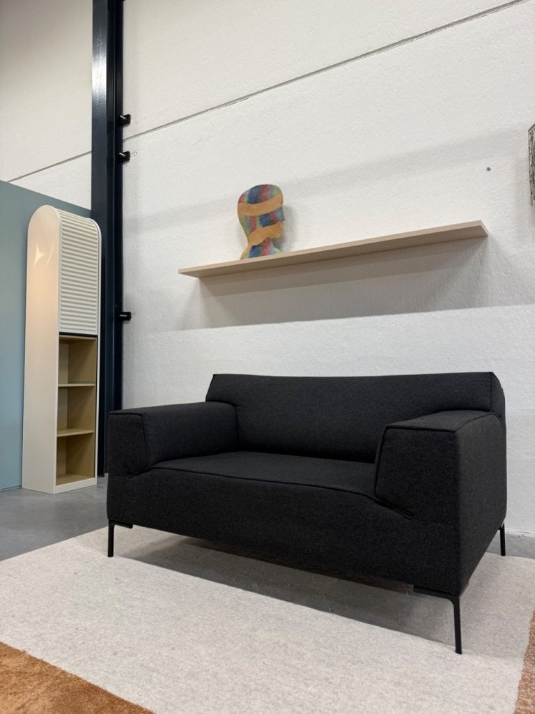 Als nieuw Design on Stock Bloq Loveseat Wol design Bank, Huis en Inrichting, Hoekbank, 75 tot 100 cm, Ophalen of Verzenden, Zo goed als nieuw