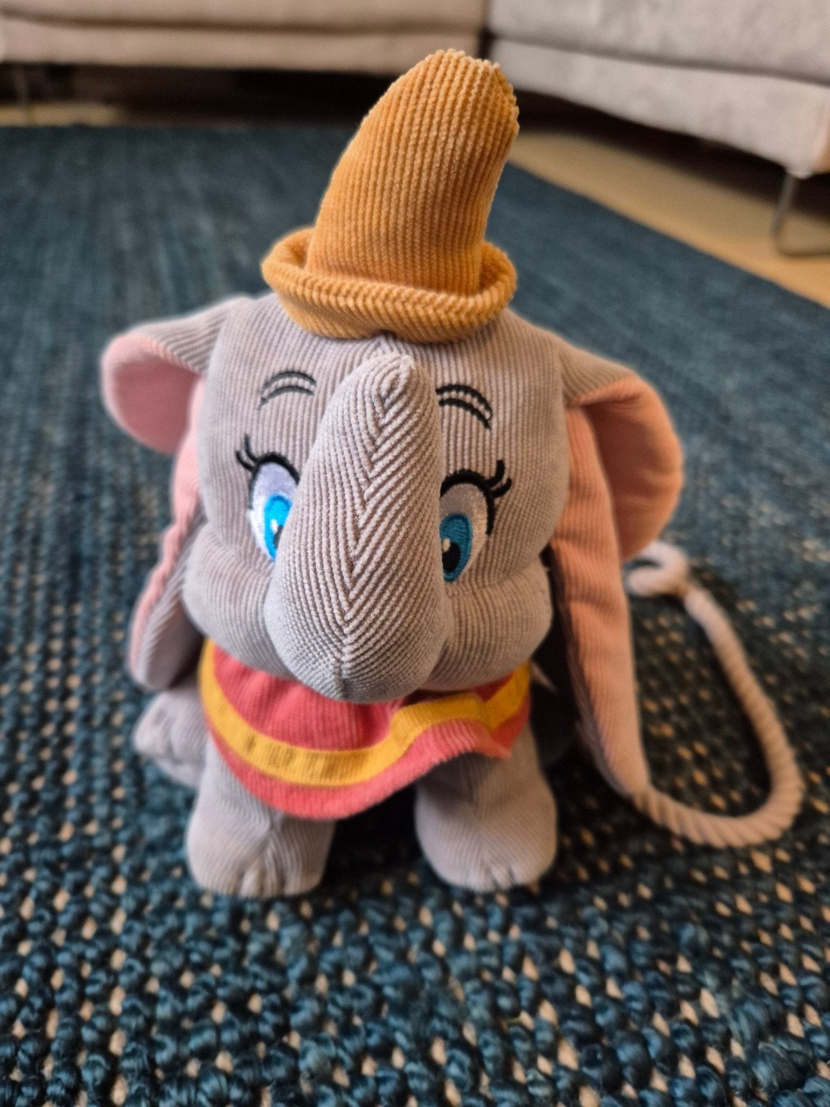 Zara Dombo knuffel tasje, Kinderen en Baby's, Overige merken, Disney, Overige typen, Grijs