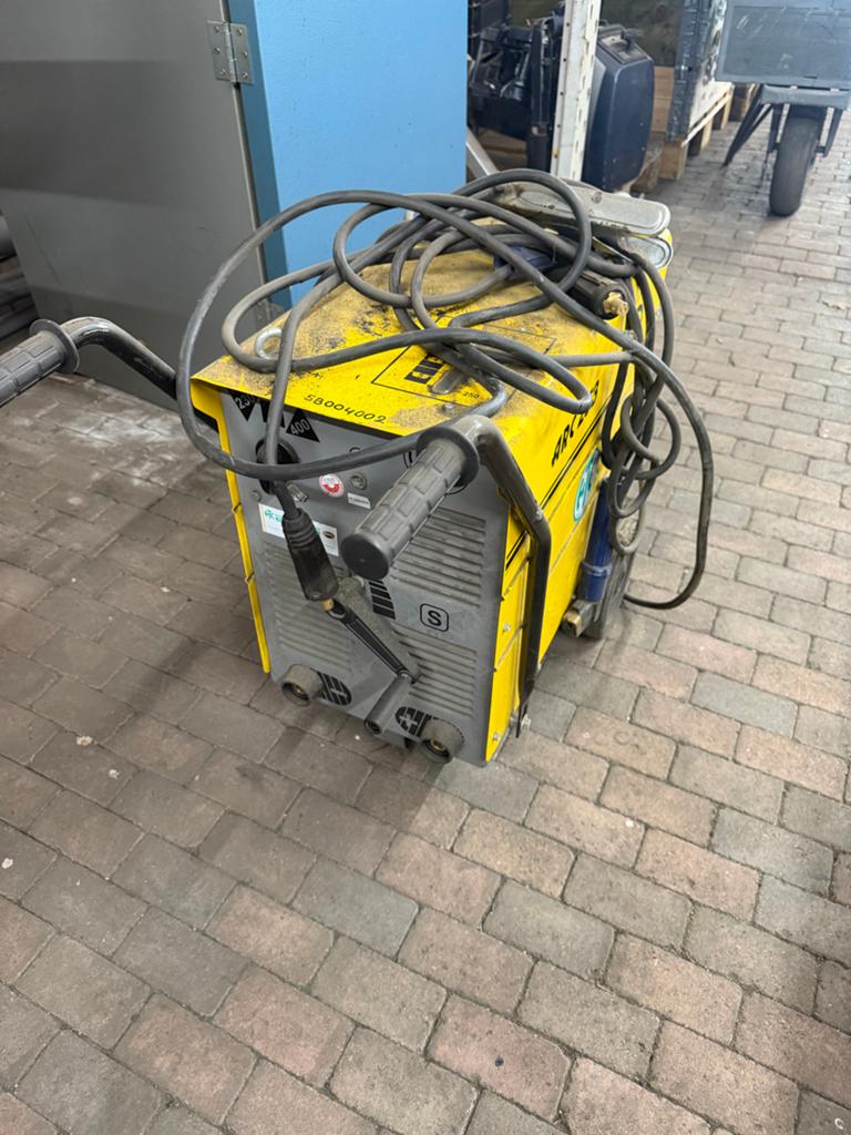 CEA ARC 253 Elektrode Lasapparaat – 230/400V – 250A, Ophalen, Gebruikt, 250 ampère of meer, Elektroden
