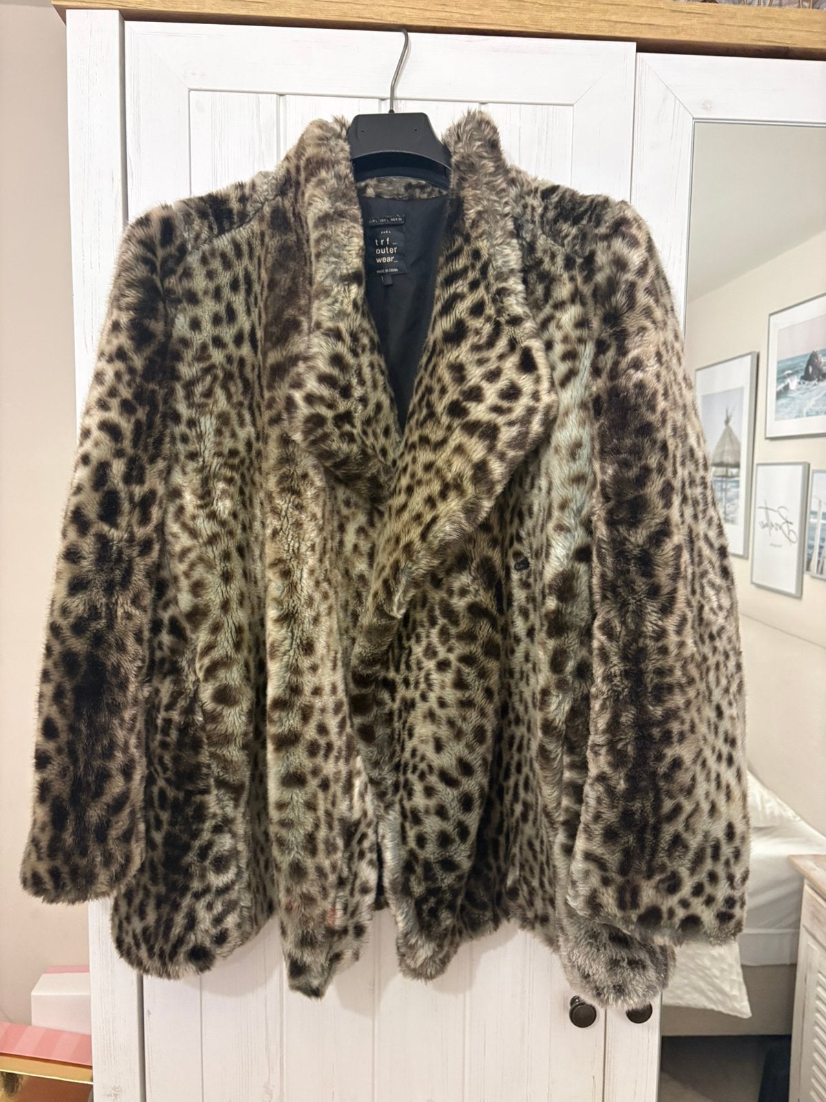 Faux fur jas maat 40, Ophalen of Verzenden, Zo goed als nieuw, Maat 38/40 (M), Zwart
