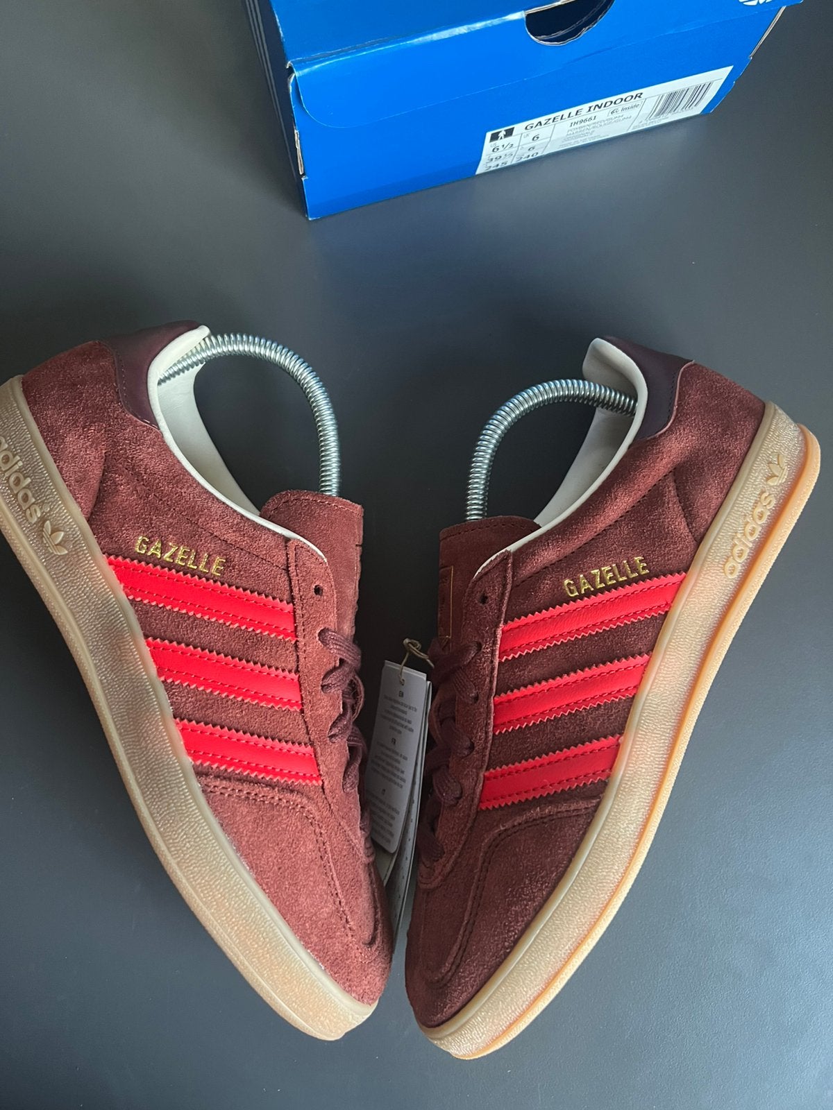 Adidas Gazelle Indoor Fox Brown/Rood - Maat 39 1/3, Ophalen of Verzenden, Rood, Sneakers of Gympen, Zo goed als nieuw