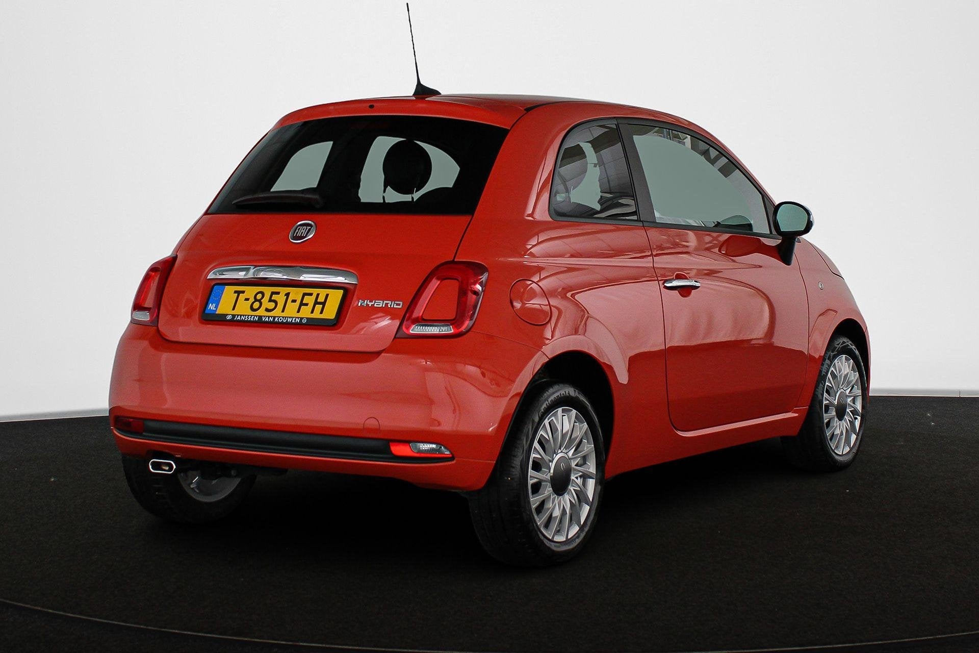 Fiat 500 1.0 Hybrid Navigatie Climate Control Apple CarPlay, Auto's, Voorwielaandrijving, Stof, Euro 6, 4 stoelen