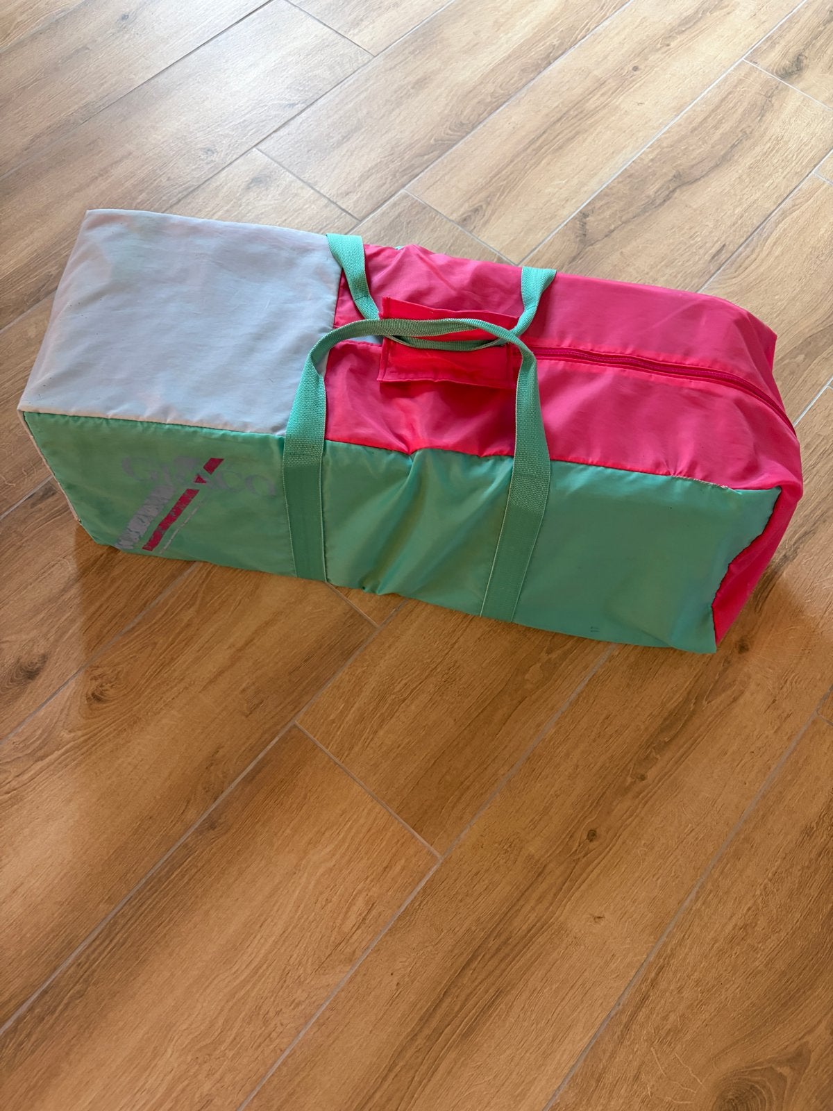 Handige opvouwbare camping box / reisbedje, Kinderen en Baby's, Ophalen of Verzenden, Zo goed als nieuw, Vierkant