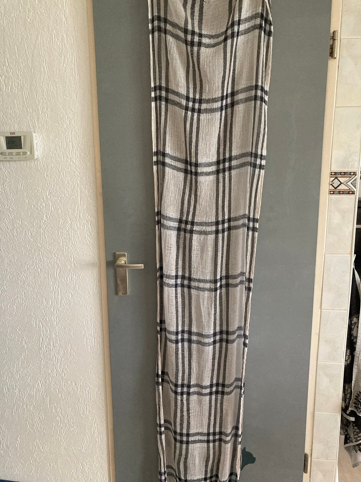 Stijlvolle sjaal met klassiek ruitpatroon (200x50 cm), Ophalen of Verzenden, Zo goed als nieuw, Sjaal